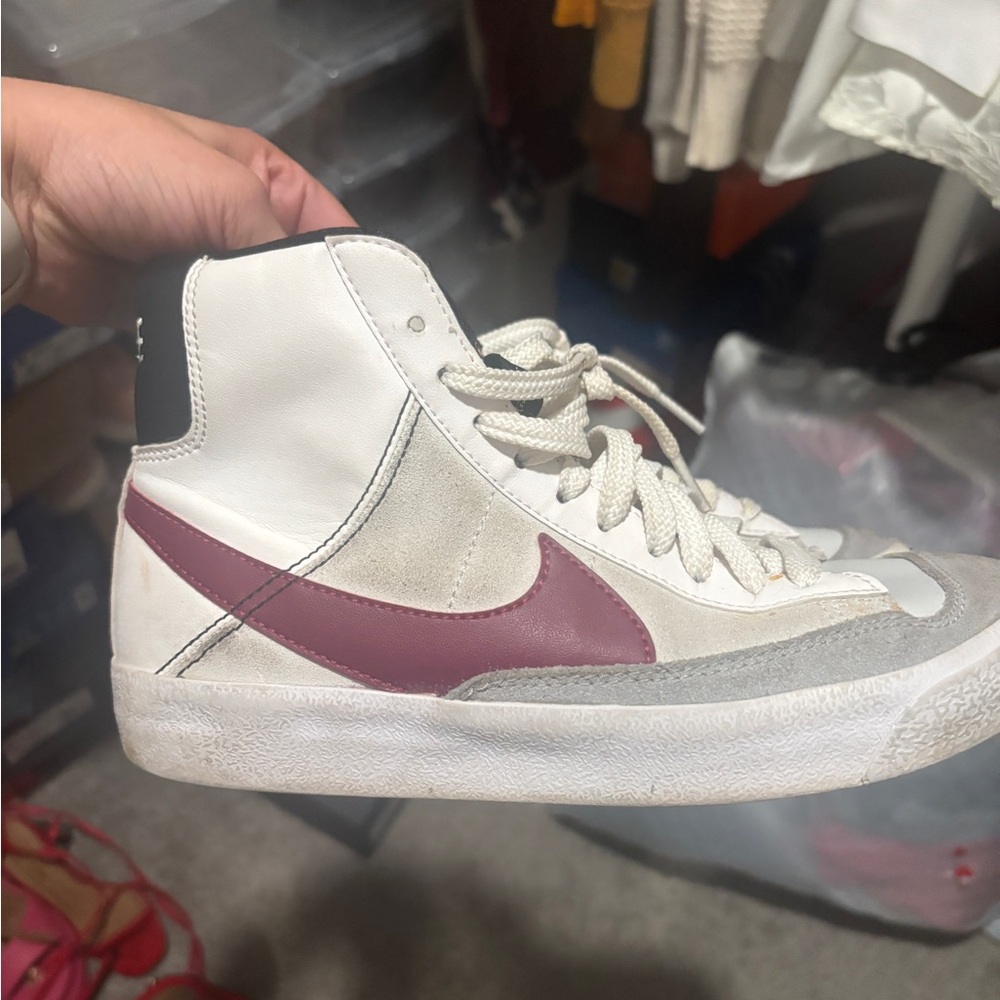 Nike Women's White and Red High-Top Blazer Sneakers